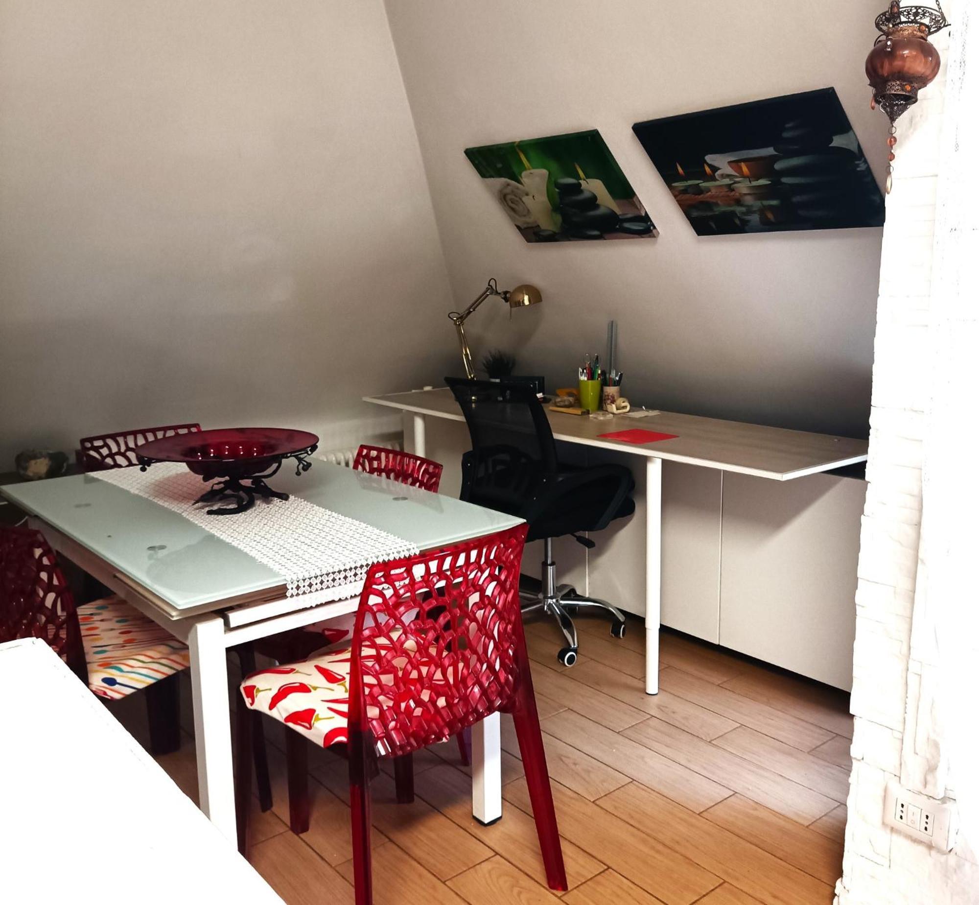 La Mansarda Di Pero Con Terrazza Apartman Kültér fotó